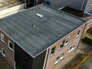 Daklekkage voor Epe