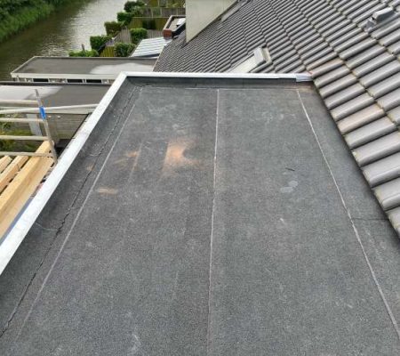 Oplevering van dakdekker in Amersfoort Vathorst